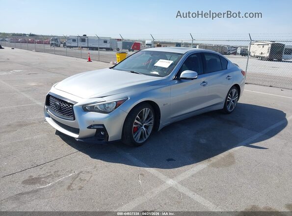 JN1EV7AP4JM358405 2018 INFINITI Q50 Серебряный Передняя левая четверть