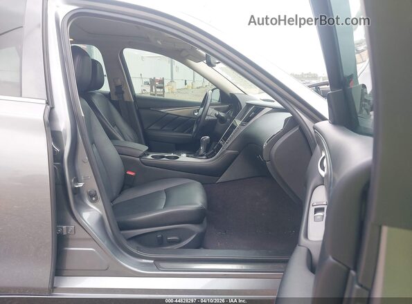 JN1EV7AP5HM742297 2017 INFINITI Q50 Серый Вид салона спереди