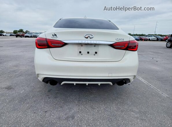 JN1EV7AP7JM353702 2018 INFINITI Q50 White Вид ззаду