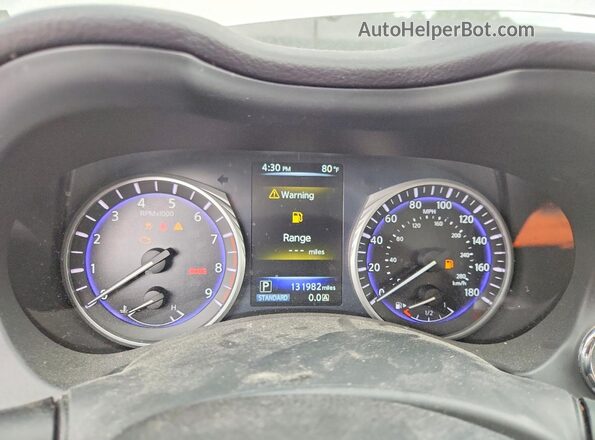 JN1EV7APXHM736124 2017 INFINITI Q50 Silver ხელსაწყოთა პანელის ხედი