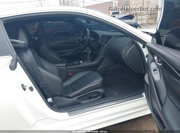 JN1FV7LLXNM680308 2022 INFINITI Q60 Белый Вид салона спереди