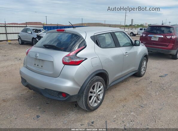 JN8AF5MRXHT704617 2017 NISSAN JUKE Silver Tył prawy