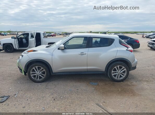 JN8AF5MRXHT704617 2017 NISSAN JUKE Silver Widok wnętrza 360 stopni