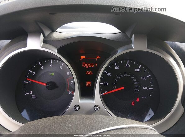 JN8AF5MV7HT751827 2017 NISSAN JUKE Серебряный Вид задних сидений
