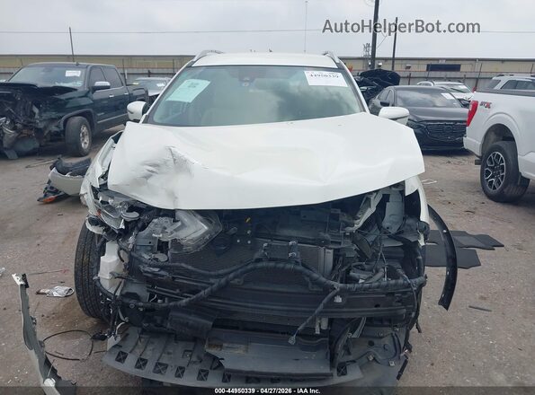 JN8AT2MT7HW408262 2017 NISSAN ROGUE White უკანა სალონის ხედი
