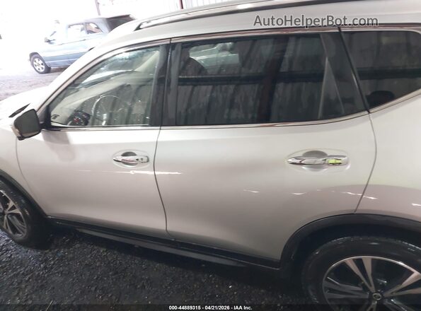JN8AT2MT7KW259097 2019 NISSAN ROGUE Серебряный Панорамный вид салона 360°