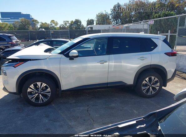 JN8AT3BA8MW004971 2021 NISSAN ROGUE Белый Панорамный вид салона 360°