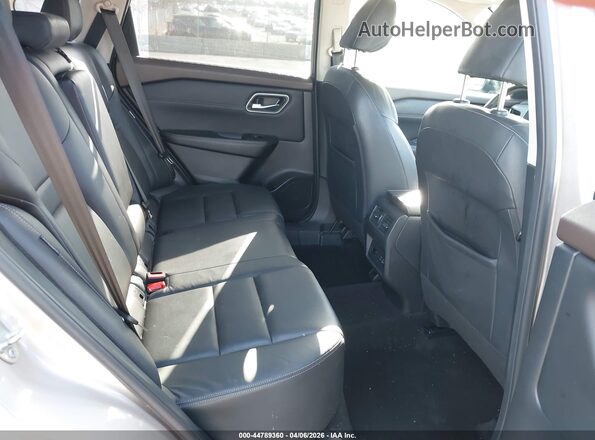 JN8AT3CB9MW218679 2021 NISSAN ROGUE Silver Вид наклейки з VIN-кодом