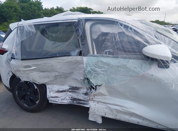 JN8BT3BAXSW343989 2025 NISSAN ROGUE Белый Вид спереди