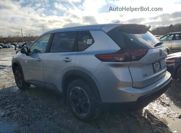 JN8BT3BB8RW445973 2024 NISSAN ROGUE Silver 