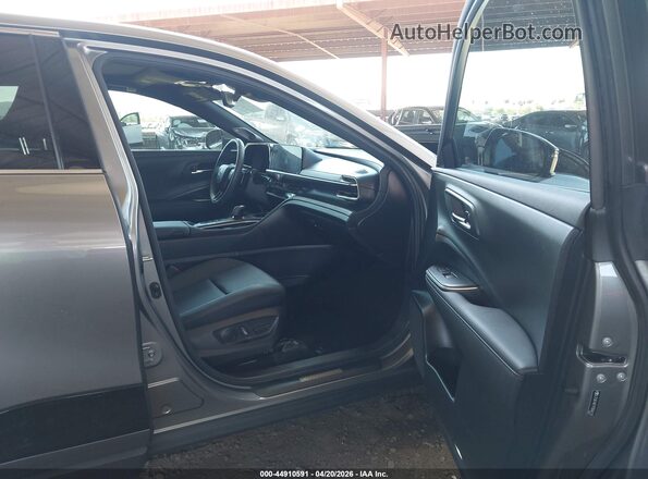 JTDAFAAF1P3004174 2023 TOYOTA CROWN Gray Widok wnętrza z przodu