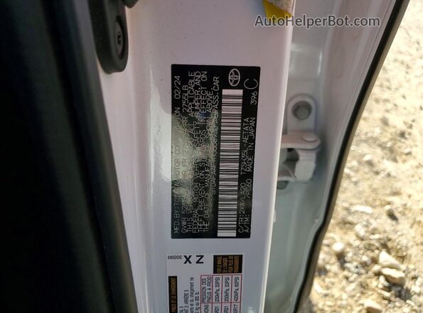 JTDAFAAF7R3008930 2024 TOYOTA CROWN White Widok komory silnika
