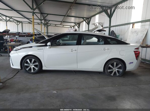 JTDBVRBD5JA004698 2018 TOYOTA MIRAI White Панорамний вид салону 360°
