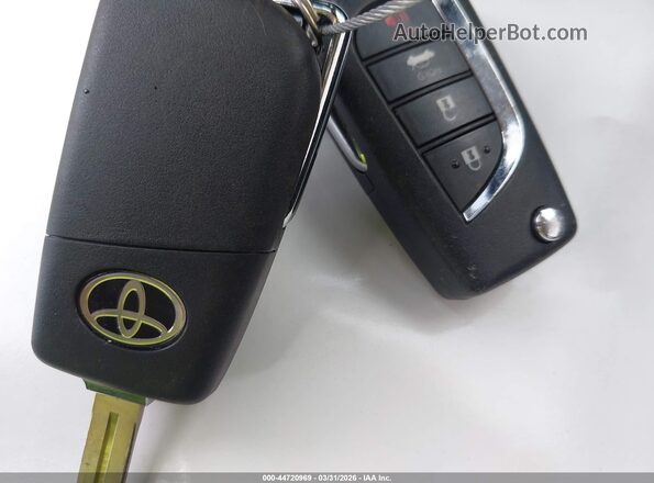 JTDEPMAE0N3012822 2022 TOYOTA LL Silver Widok deski rozdzielczej