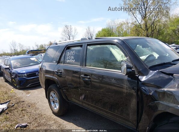 JTENU5JRXR6221129 2024 TOYOTA 4RUNNER Black Սալոնի հետևի տեսք
