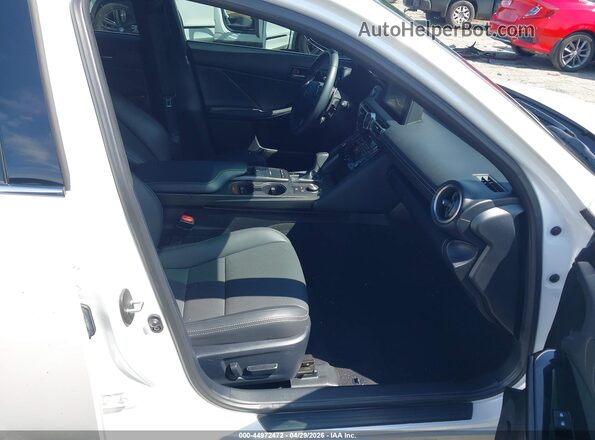 JTHAA1D2XM5116431 2021 LEXUS IS 300 Белый Вид салона спереди