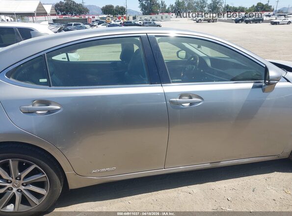 JTHBW1GG2G2106155 2016 LEXUS ES 300H Серый Вид задней части салона