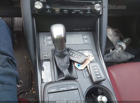 JTHCA1D29M5109558 2021 LEXUS IS 300 White 