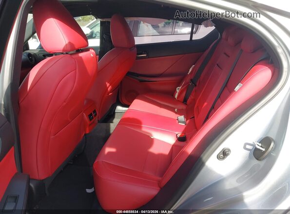JTHGZ1B22P5068658 2023 LEXUS IS 350 Silver Widok wnętrza z przodu