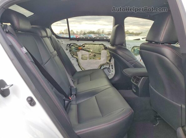 JTHGZ1CL8LA013169 2020 LEXUS GS White Vista de los asientos traseros