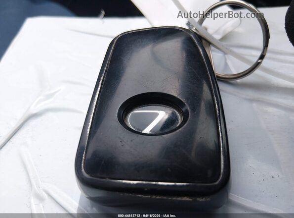 JTHHA5BCXG5003262 2016 LEXUS RC 200T White Vista del salpicadero