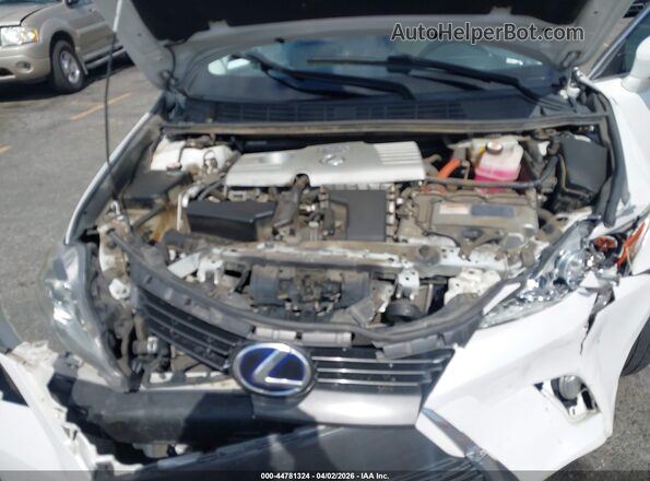JTHKD5BH1H2280572 2017 LEXUS CT White Widok z tyłu