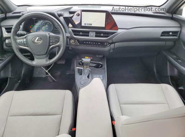 JTHP9JBH7R2076988 2024 LEXUS UX Белый Вид панели приборов