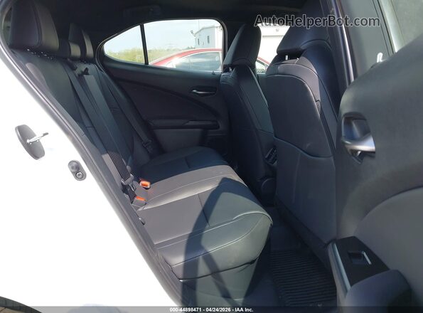 JTHUCJDH2S2014373 2025 LEXUS UX 300H White Вид наклейки з VIN-кодом