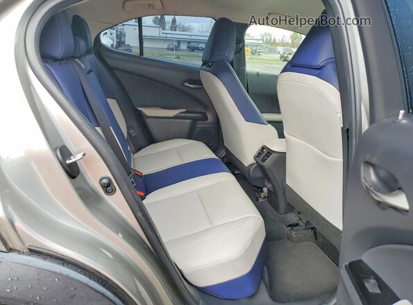 JTHX3JBH3M2036174 2021 LEXUS UX Gray Widok tylnych siedzeń