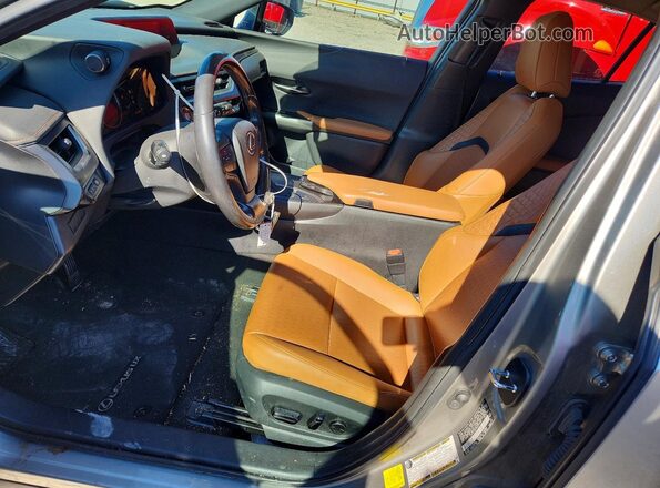 JTHX3JBH3M2037065 2021 LEXUS UX Gray Widok wnętrza z przodu