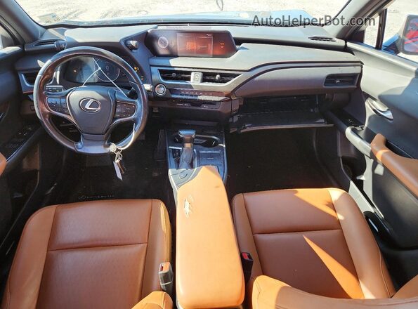 JTHX3JBH3M2037065 2021 LEXUS UX Gray Widok deski rozdzielczej