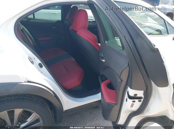 JTHY3JBH2K2006620 2019 LEXUS UX 200 White Widok naklejki z numerem VIN