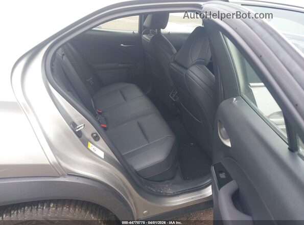 JTHY3JBH3K2002995 2019 LEXUS UX 200 Silver VIN კოდის სტიკერის ხედი