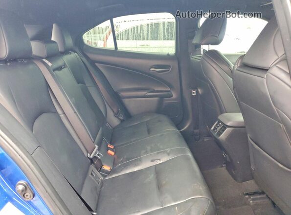 JTHY3JBH8K2017377 2019 LEXUS UX Синий 