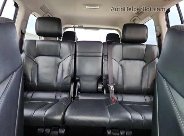 JTJDY7AX4L4314596 2020 LEXUS LX Gray Հետևի նստատեղերի տեսք