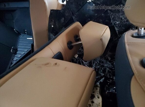 JTJGGCEZ2R2016282 2024 LEXUS NX White Widok wnętrza z tyłu