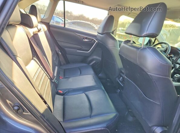 JTMA1RFV8KD022476 2019 TOYOTA LE Gray Vista interior trasera