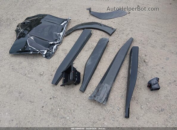 JTMAAAAA7SA072020 2025 TOYOTA LE Black Vista del cuadro de instrumentos