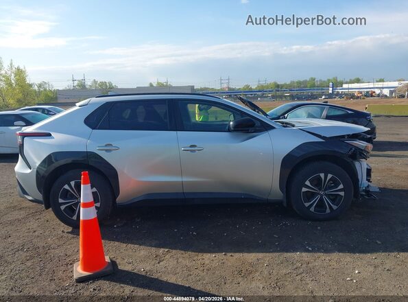 JTMABACA5RA090195 2024 TOYOTA LE Gray Vista interior trasera
