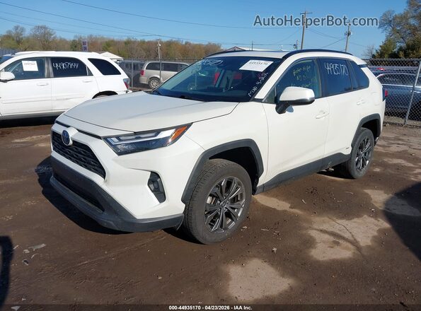 JTMB6RFV2ND069397 2022 TOYOTA LE White Передня ліва чверть