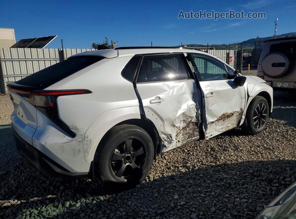 JTMBFAEB6TJ013051 2026 TOYOTA LE White Tył prawy