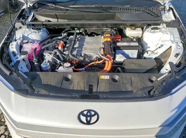 JTMBFAEB6TJ013051 2026 TOYOTA LE White Widok komory silnika