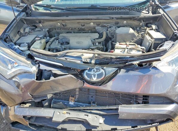 JTMBFREV8JJ730976 2018 TOYOTA LE Gray Widok komory silnika