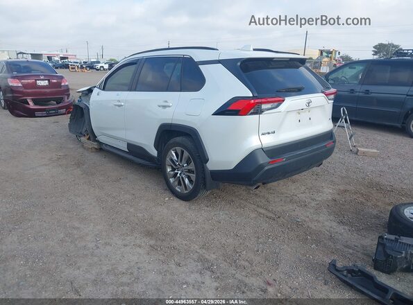 JTMC1RFV2PD098405 2023 TOYOTA LE White 