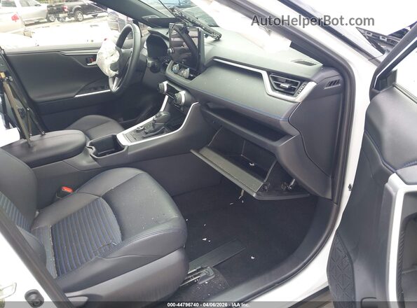 JTME6RFV4SD573782 2025 TOYOTA RAV4 HYBRID White Front interior view