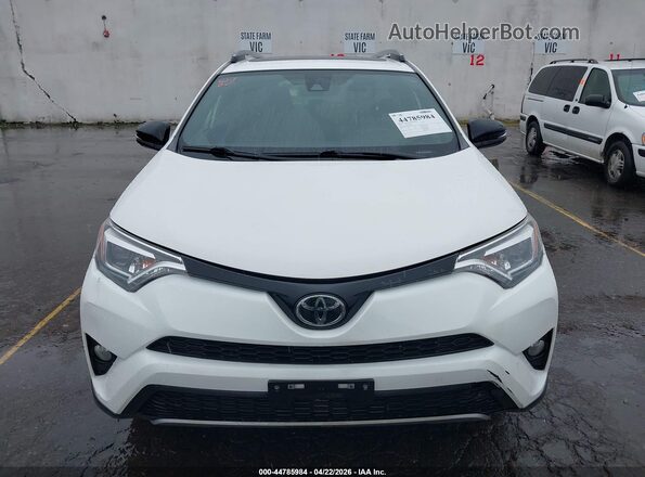 JTMJFREV0JJ227602 2018 TOYOTA RAV4 White Instrument cluster view