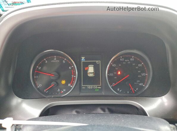 JTMJFREVXJD253123 2018 TOYOTA RAV4 Red ხელსაწყოთა პანელის ხედი