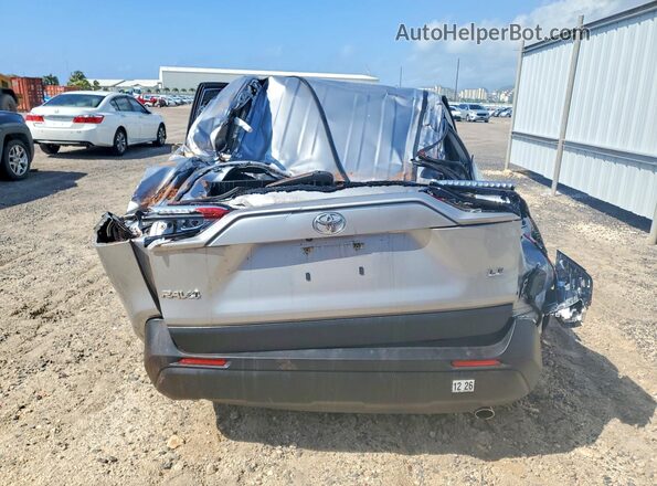 JTMK1RFVXPD097191 2023 TOYOTA LE Silver Widok z tyłu