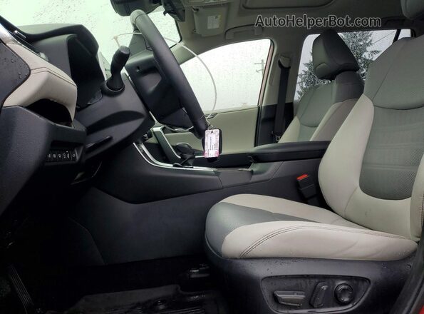 JTMN1RFV7ND085378 2022 TOYOTA LIMITED Темно-бордовый Вид салона спереди