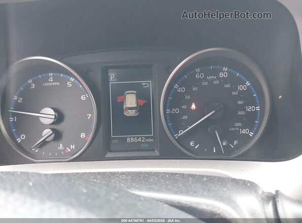 JTMRFREV1JJ736052 2018 TOYOTA LE Blue Հետևի նստատեղերի տեսք